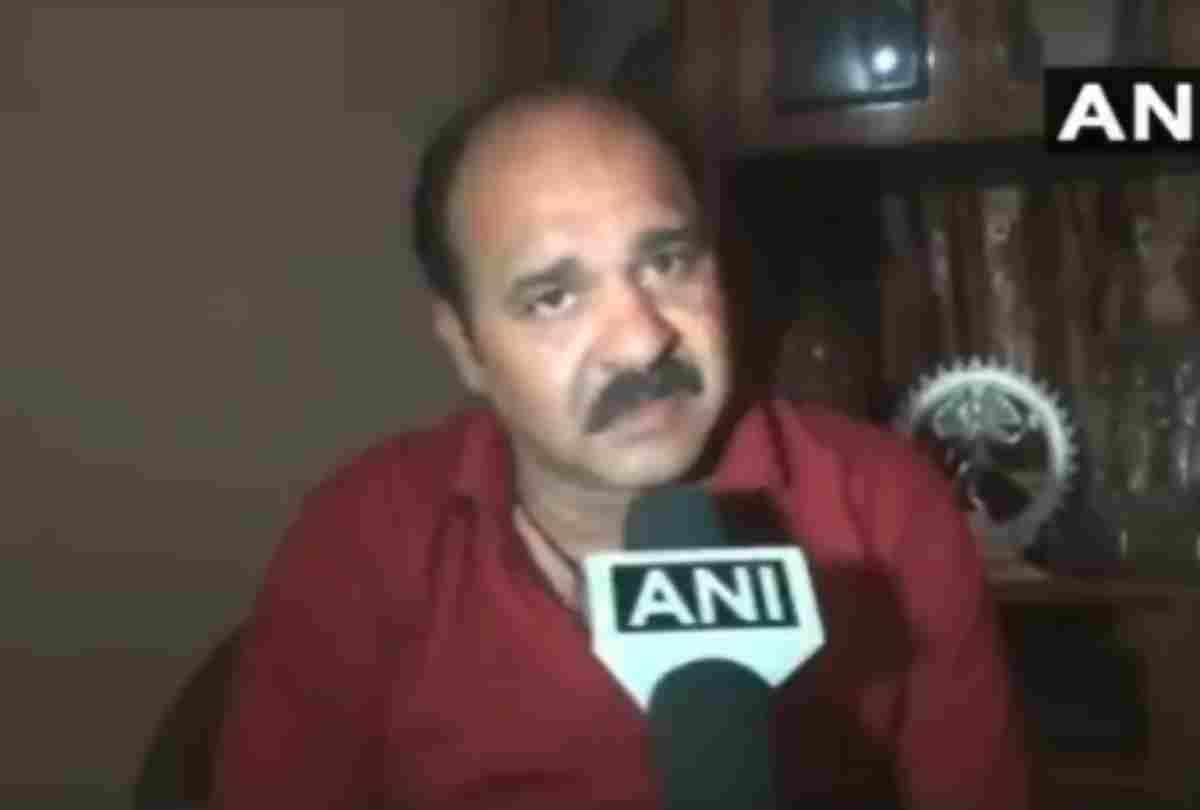 dancing uncle sanjeev srivastava profile video viral
