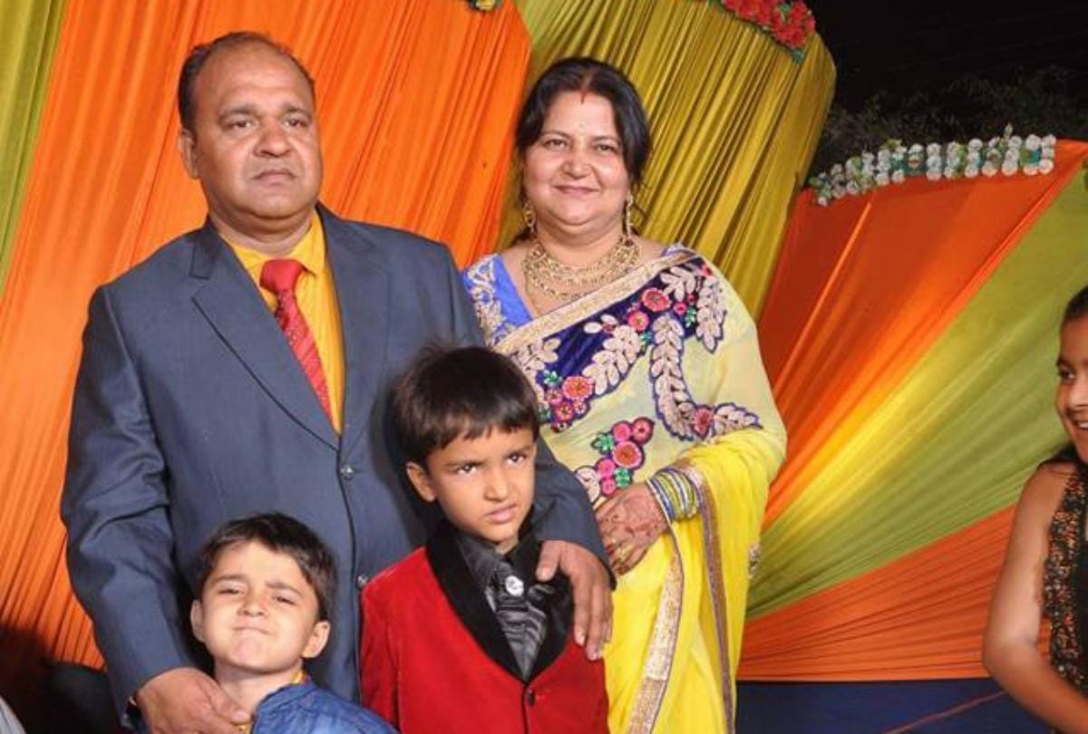 dancing uncle sanjeev srivastava profile video viral
