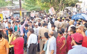 Struggling in the encroachment campaign in Daranganj and Rajruppur
