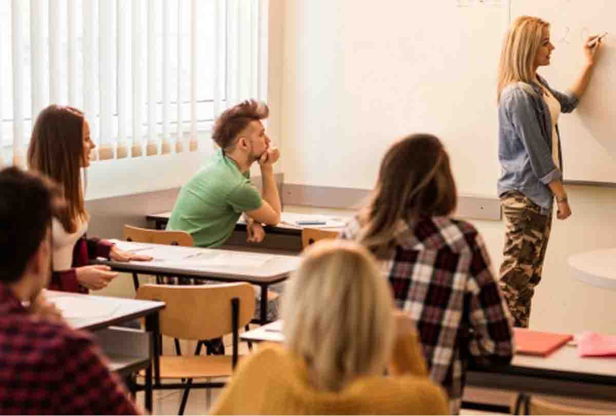 the revenge of class 10th's student with the girl classmates