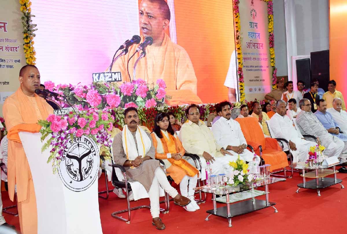 cm yogi said It is wrong to make public issue of threatening MLA  
