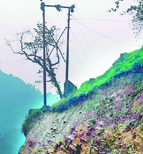 Power line in danger