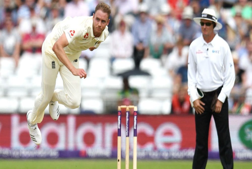 england vs pakistan 2nd test pakistan all out for 174 at first day