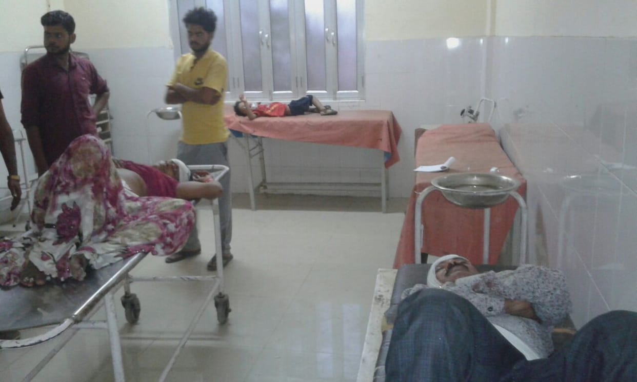 firozabad two people died in road accidents