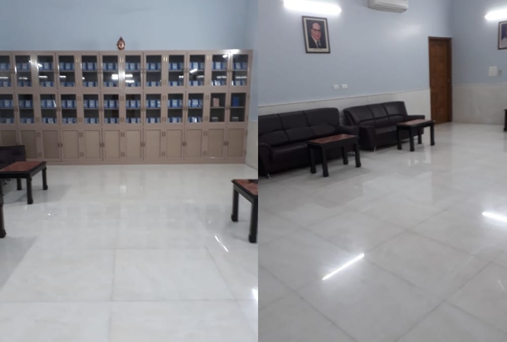  inside pics of mayawati's bungalow.