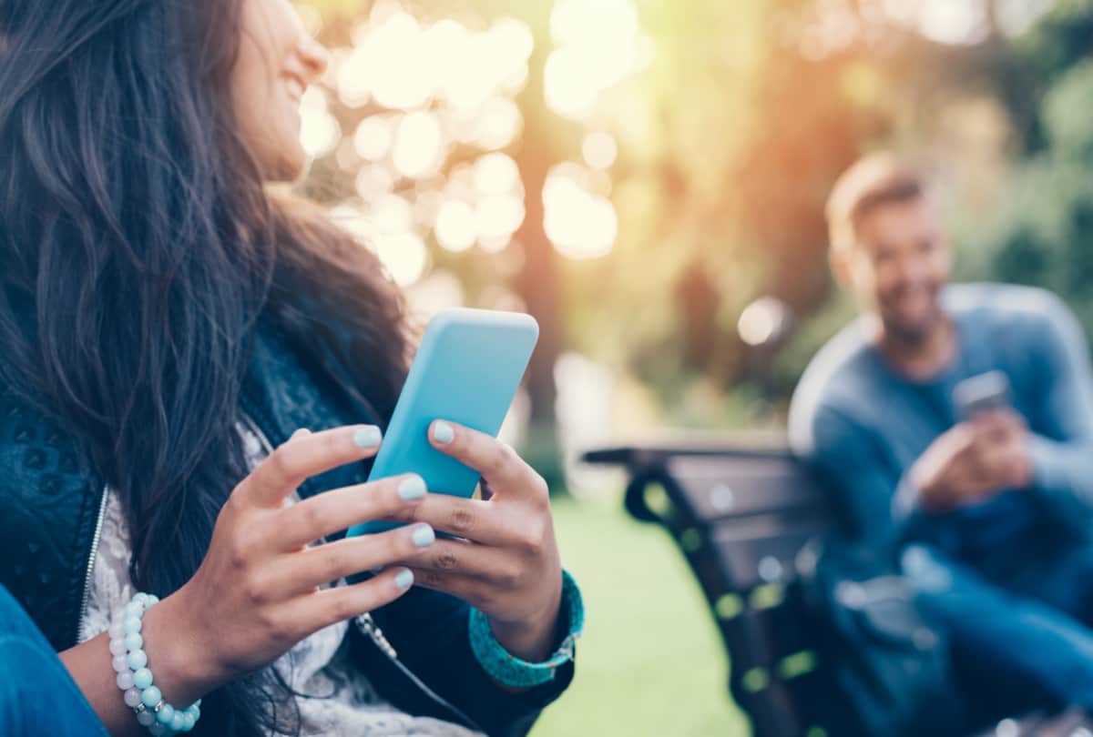 Never do these common relationship mistakes while searching online partner