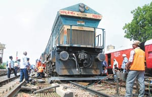 Displaced goods train at Pratapgarh station