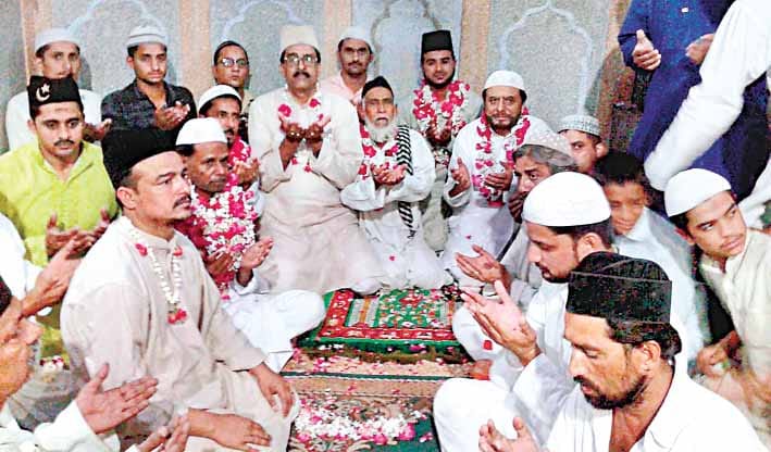 ramjan month celebrates