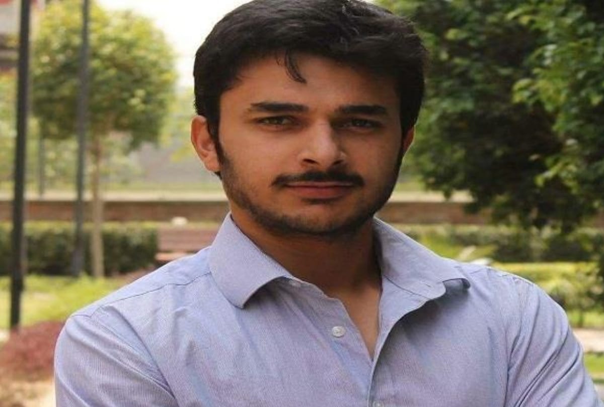 two friends killed in road accident in delhi