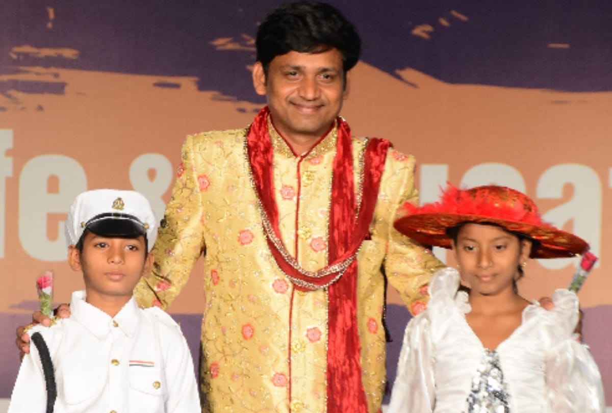 ramp walk of ias officers in lucknow