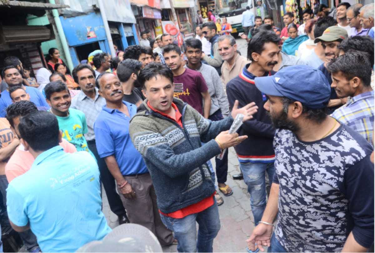 water crisis shimla people protested in shimla against mc for irregular supply of water 