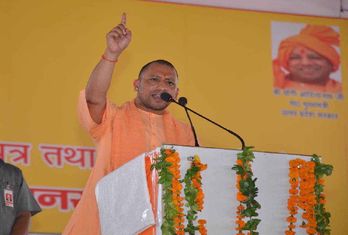 CM yogi says, maharana pratap was great not akbar