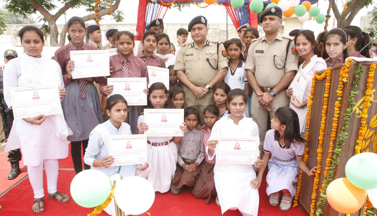 DGP handed over the city to two-wheeler PRV