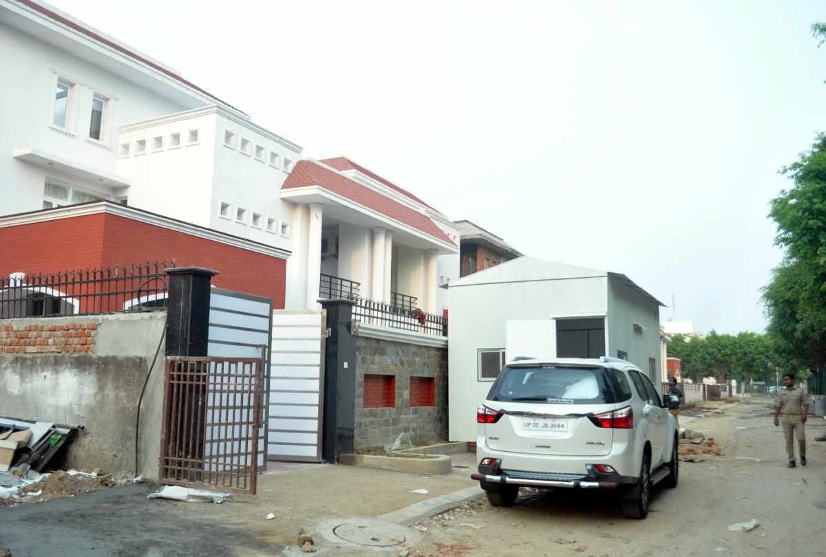akhilesh yadav new home will be in sushant golf city
