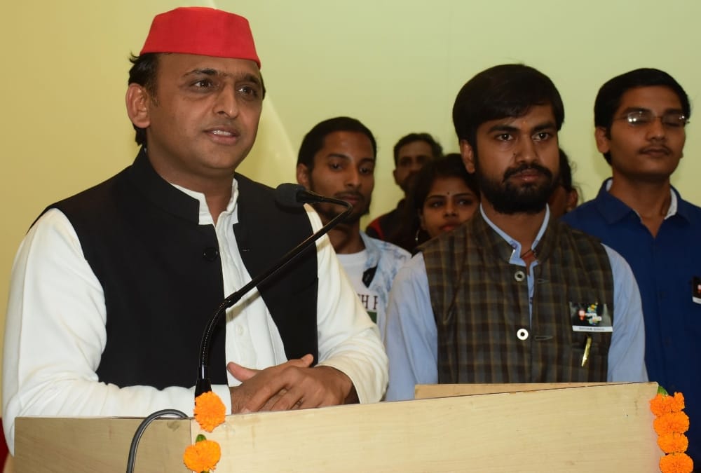 Loksabha Election 2019 : Akhilesh yadav property fact after nomination