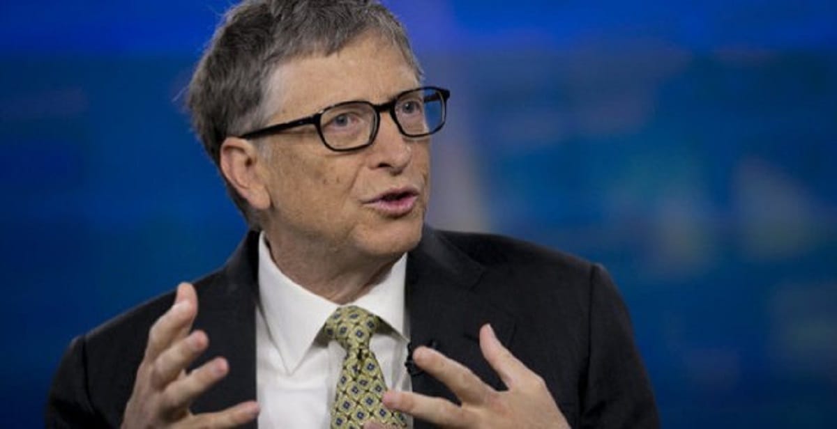 bill gates said India must now build success of Swachh Bharat Mission by using innovations