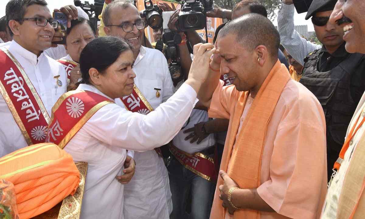 Photos of CM yogi adityanath visit in bhadohi
