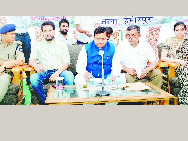 जनमंच कार्यक्रम में 60 समस्याओं का मौके पर समाधान