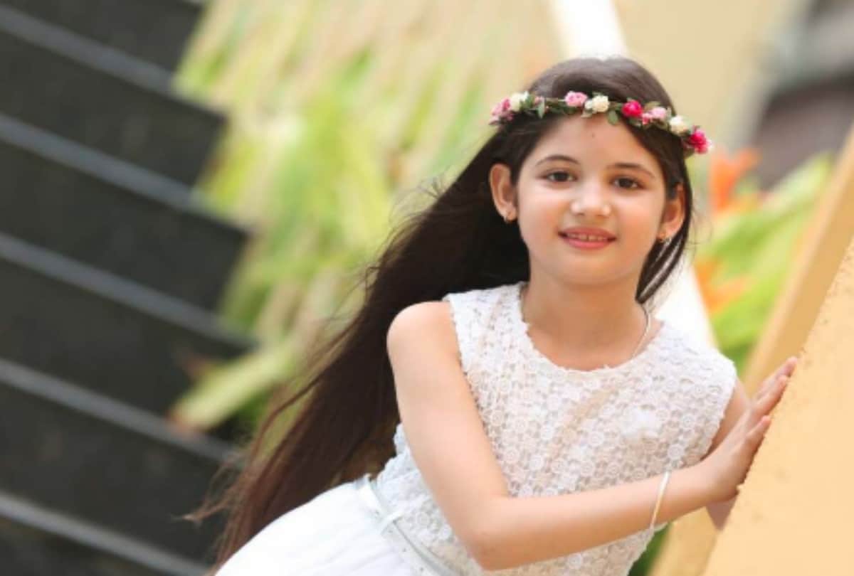 Bajrangi Bhaijaan Munni aka harshaali malhotra swimming pool photos viral