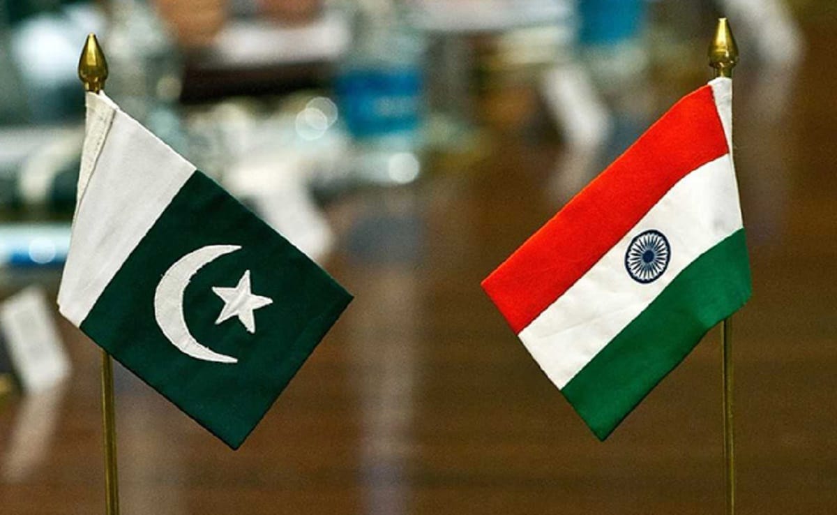 Government said linking the decision of the Kartarpur Corridor to Pak Proposal is ridiculous
