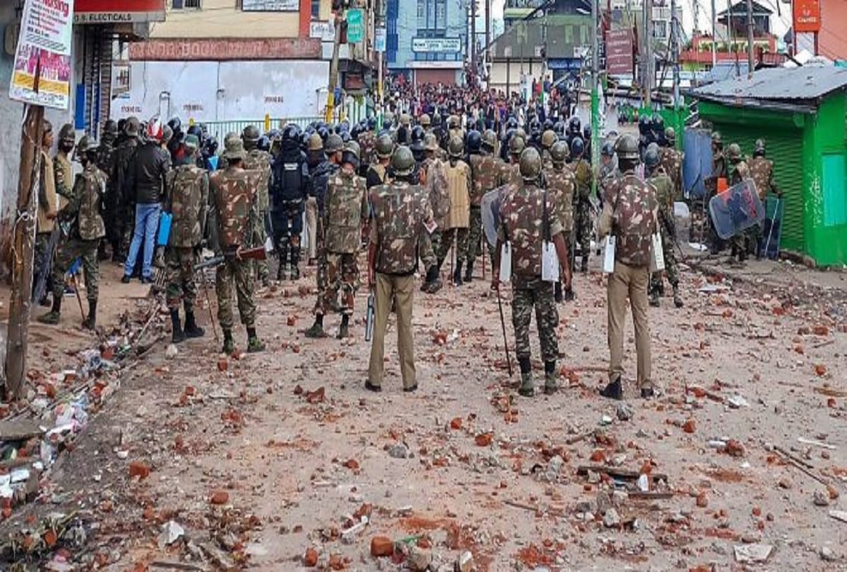 Meghalaya: Police used tear gas shells to disperse protesters in Shillong, detained five persons