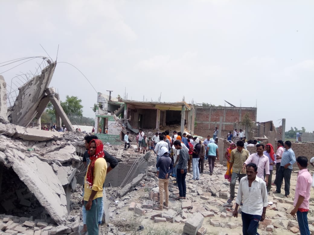 blast in lucknow kakori area 