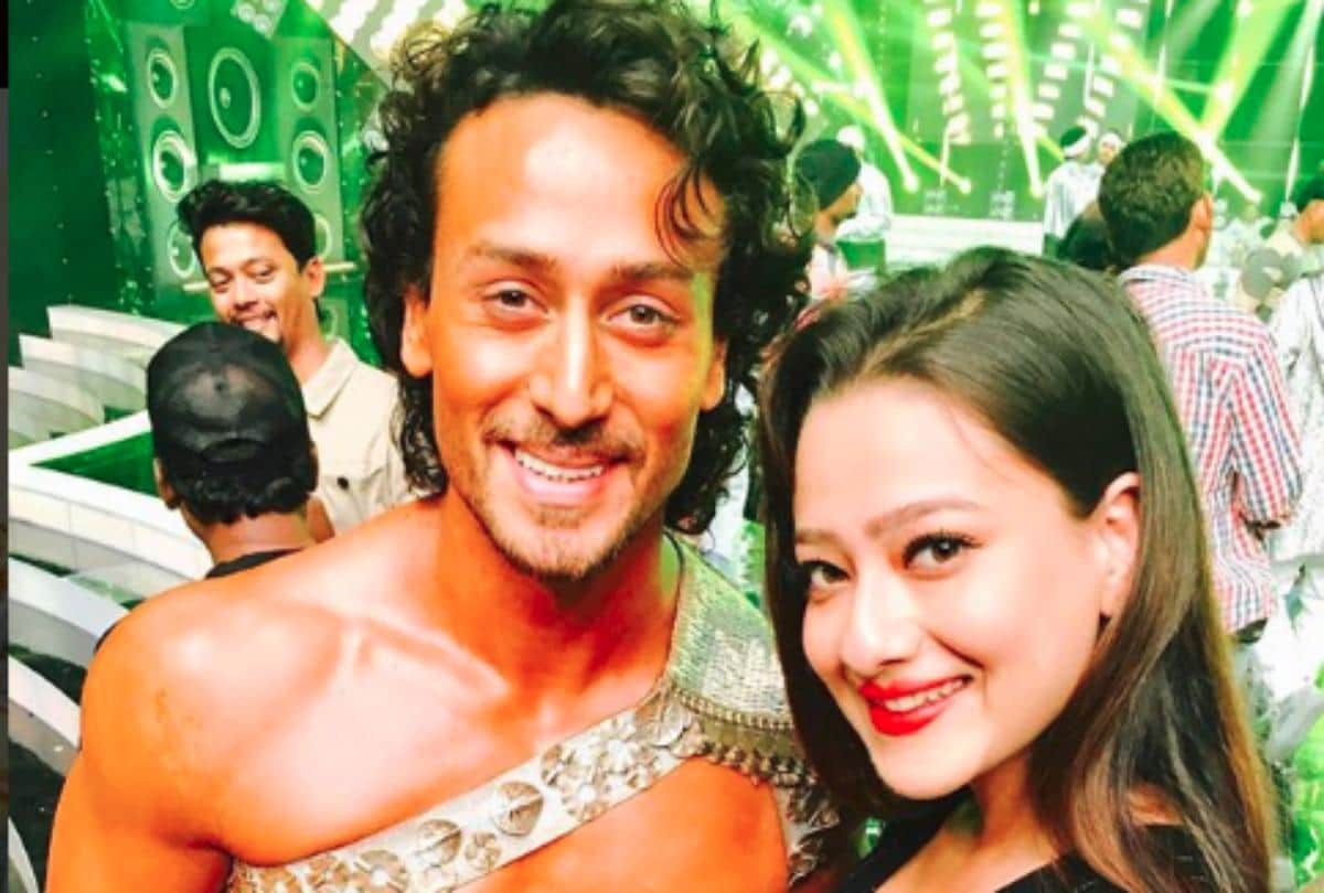 mimoh fiancee madalsa not attend her film poster launch event