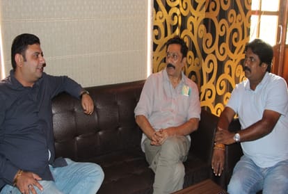 Actor mukesh tiwari arrive dehradun for shooting