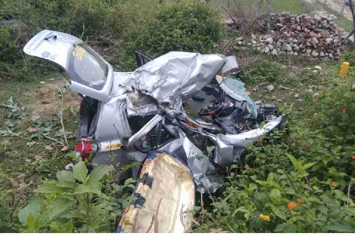 Car driver dies in car collision, serious partner