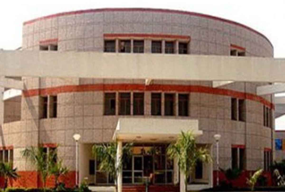 Recovery from students of CSJM University