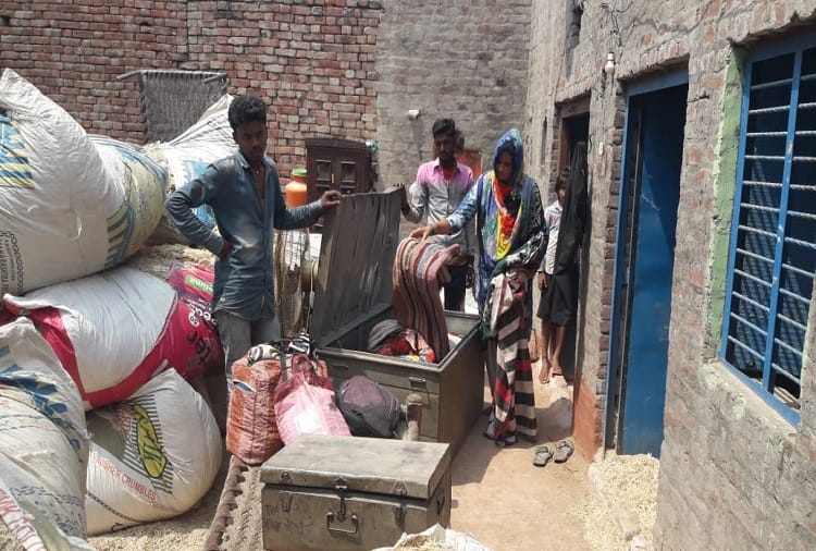 Kairana: Fear of a Special Community A family has fled, photos