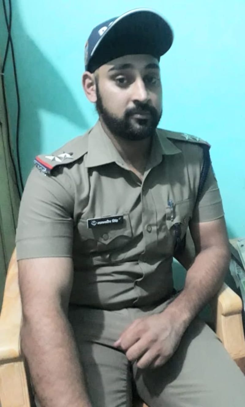 Sikh SI GAGANDEEP SINGH Saved Muslim Man From Mob is sad