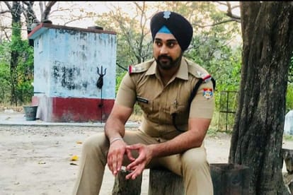 Sikh SI GAGANDEEP SINGH Saved Muslim Man From Mob is sad