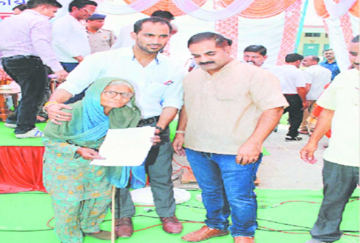  first janmanch programme of hp govt organised in 11 district