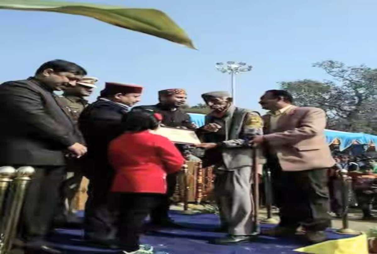 Environment Day Special: Meen Singh planted one lakh saplings of various species including pine