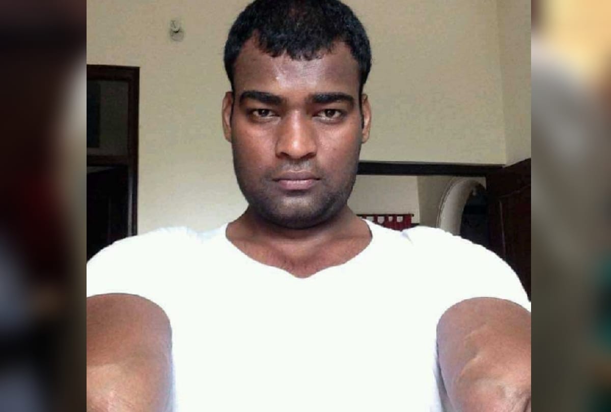 after coming out of jail taekwondo teacher rapes woman earlier he masturbates outside delhi homes 