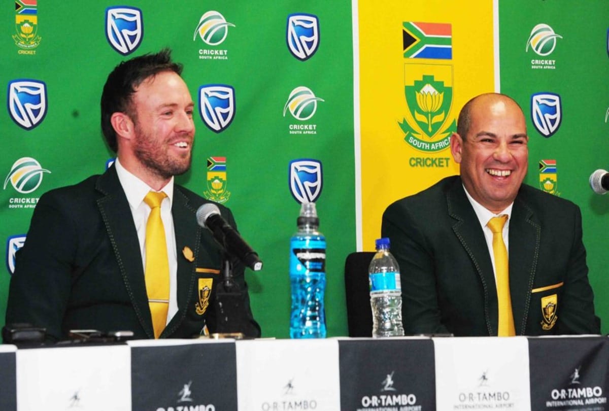 AB de Villiers almost fell down from stairs before smashing fastest ODI ton revealed Dale Steyn
