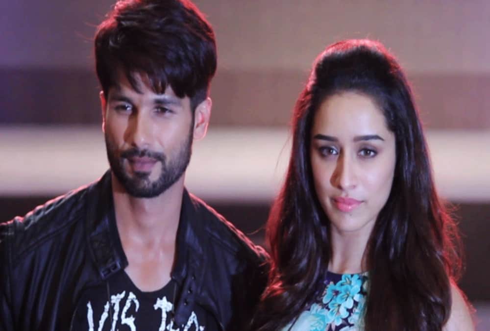 kriti sanon and shraddha kapoor fight due to sushant singh rajput