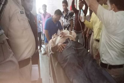 student attacked with a sharp weapon on his teacher at paonta sahib