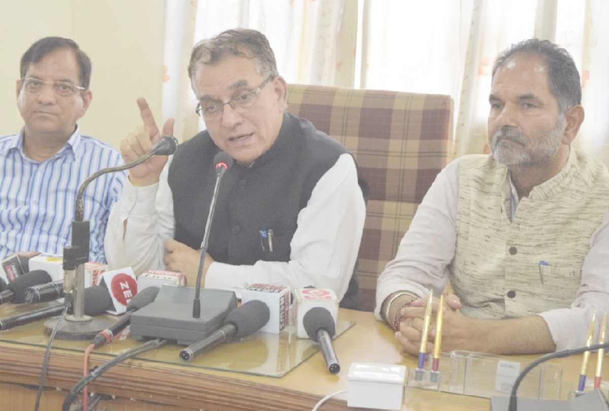 education minister suresh bhardwaj statement over rusa system
