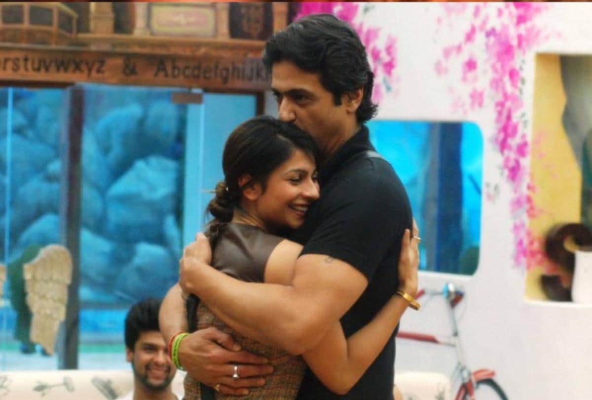 Tanisha Mukherjee Love Life And Affairs with Armaan Kohli Uday Chopra Upen Patel