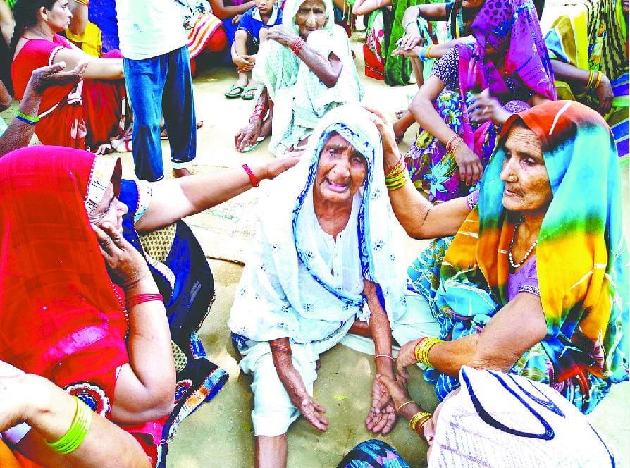 funeral of mathura road accident victims in barhan