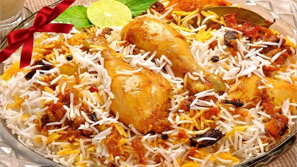 Customer did not have money after eating Biryani, shopkeeper made video man remove his clothes