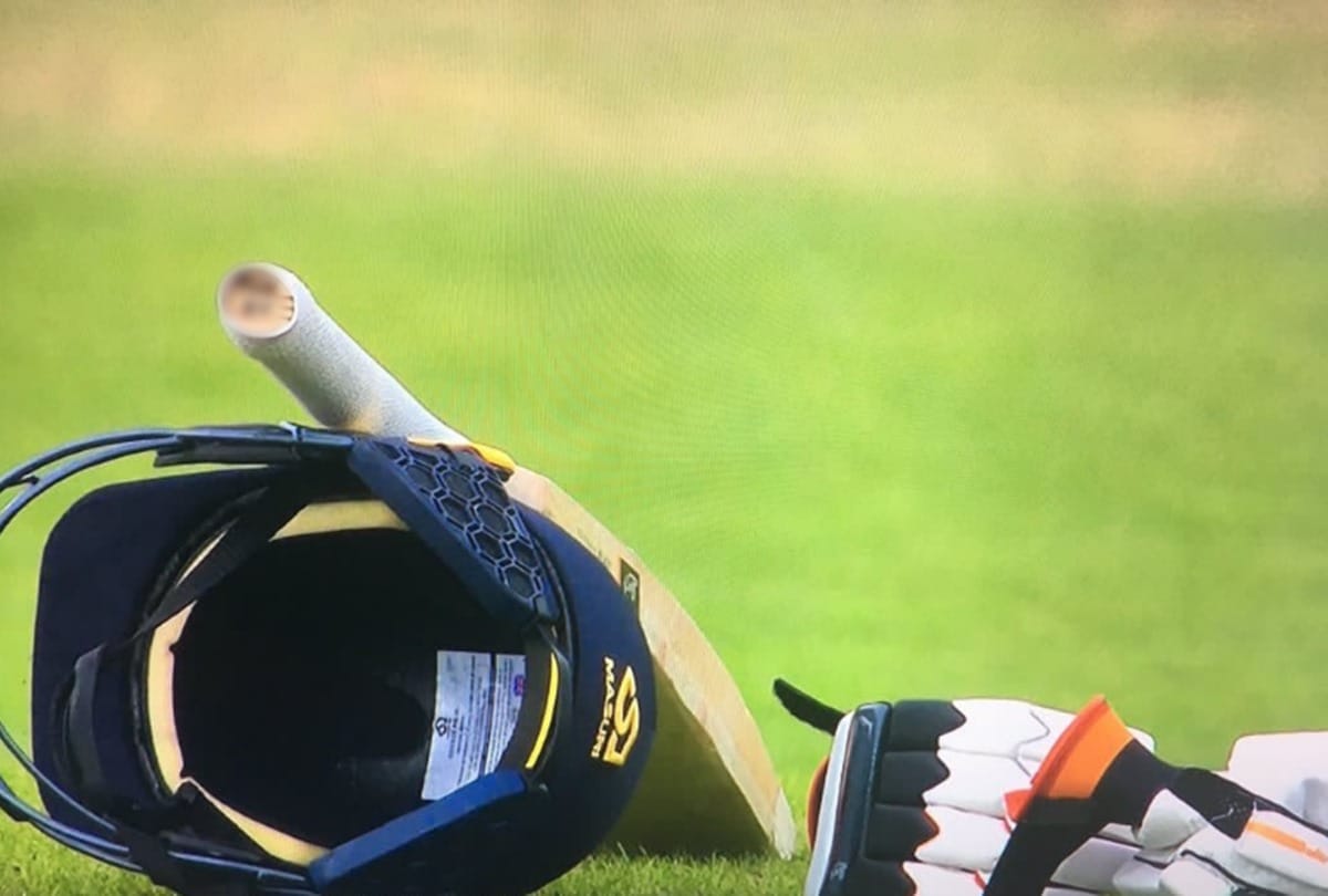 Twitterati reacts to message on England star Jos Buttler bat