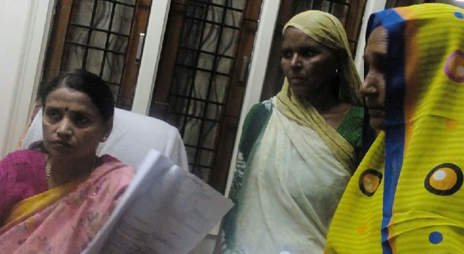 केंद्रीय मंत्री ने जनता दरबार लगाकर सुनीं समस्याएं