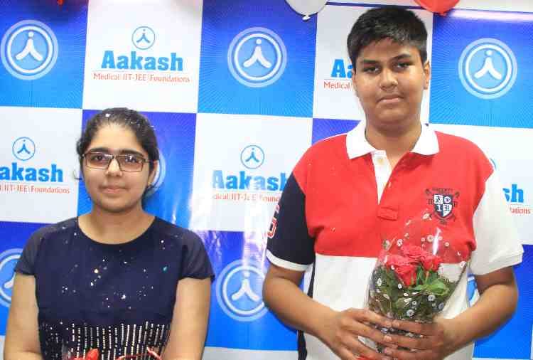 chandigarh neet result, neet topper madhvan gupta success story