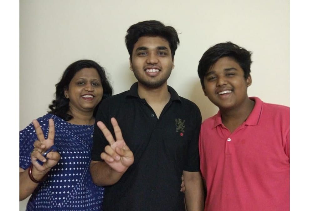 students of lucknow in neet result.