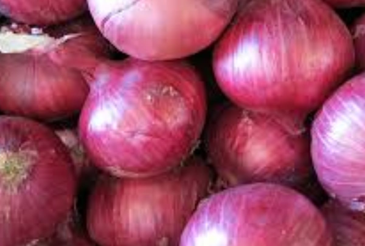  rate of onion hiked due to protest of farmers