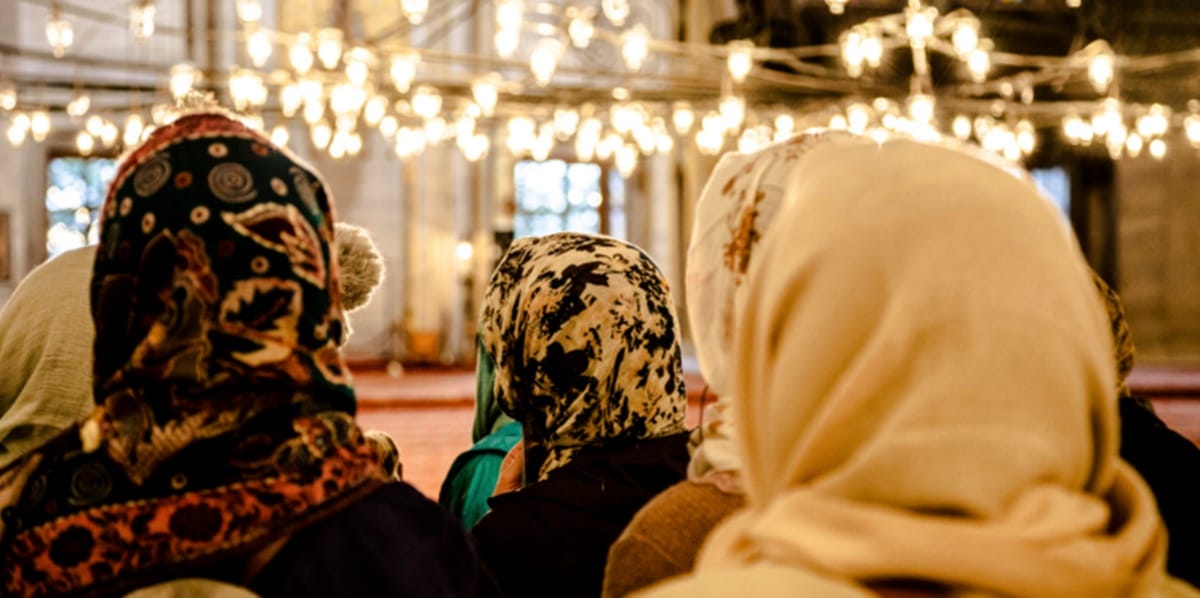 Fatima mosque in Kapali open only for women and Men are prohibited from entering it