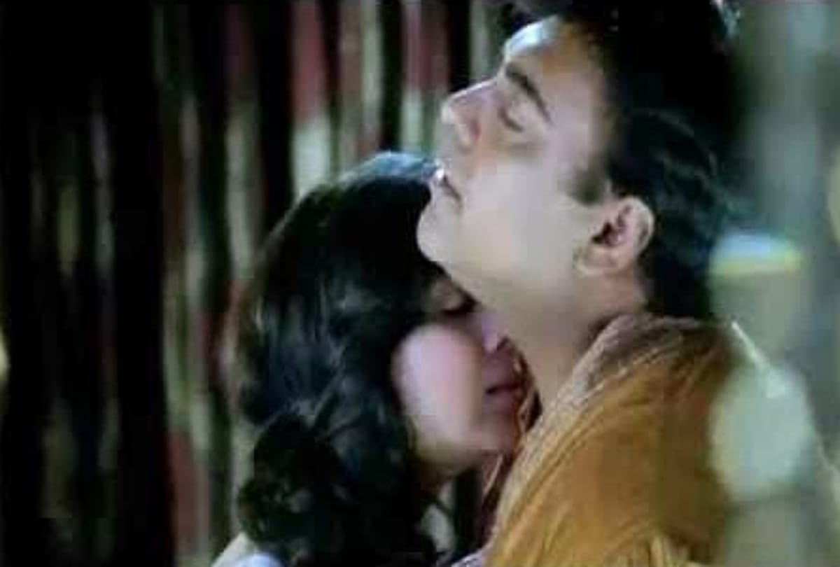 birthday special ekta kapoor first time kissing scene on serial
